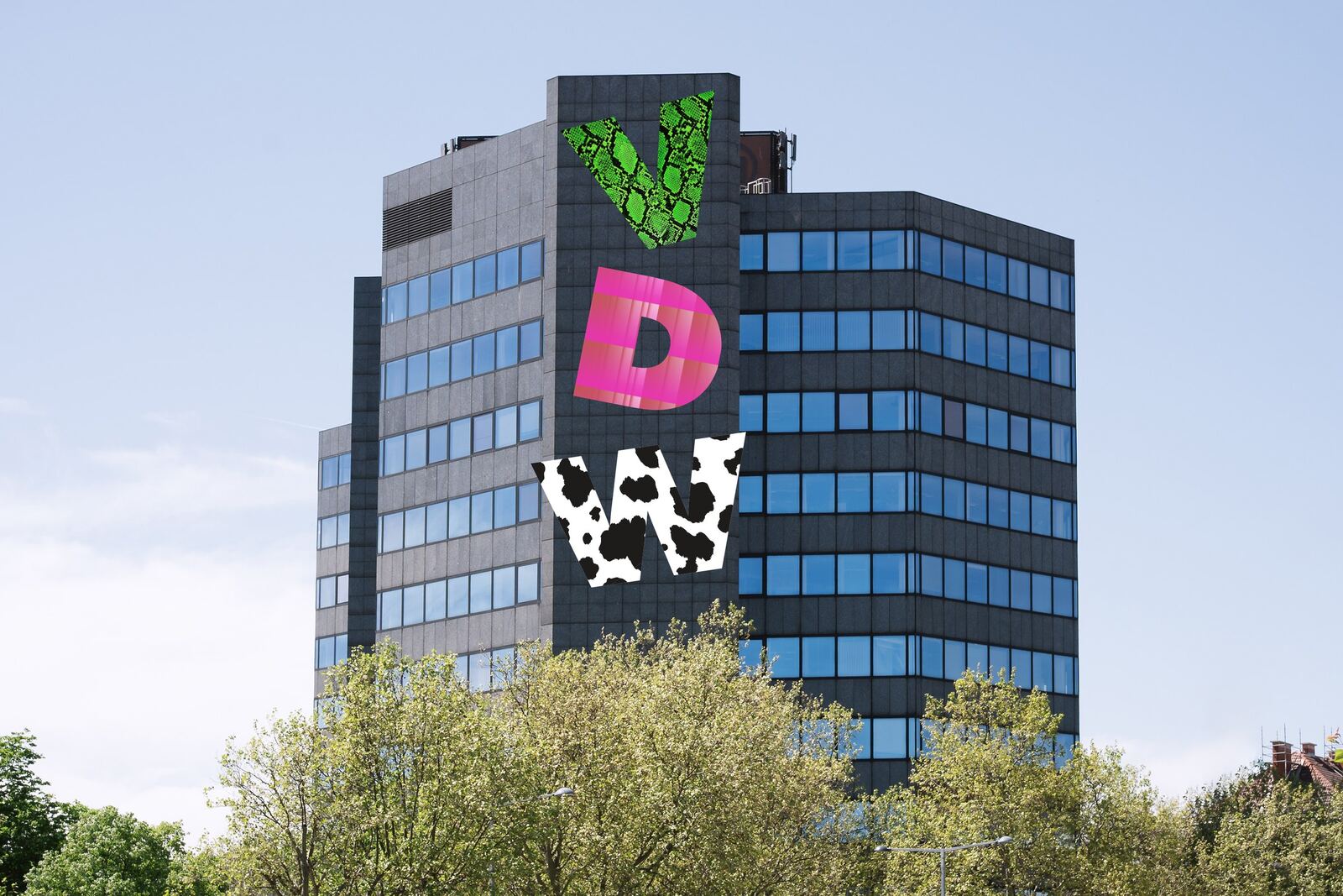 The Festivalzentrale: the former Allianz tower on Hietzinger Kai