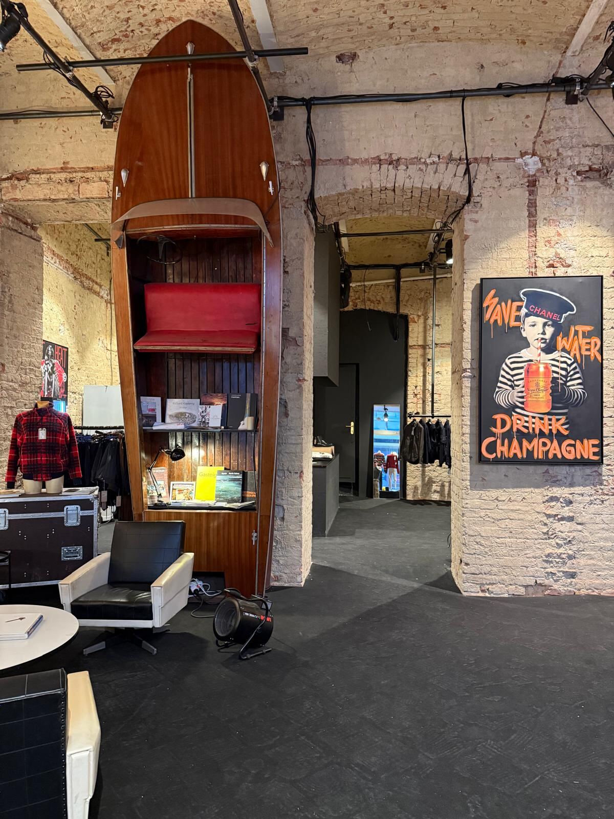 Inside SEVEN Concept Space in Kirchengasse